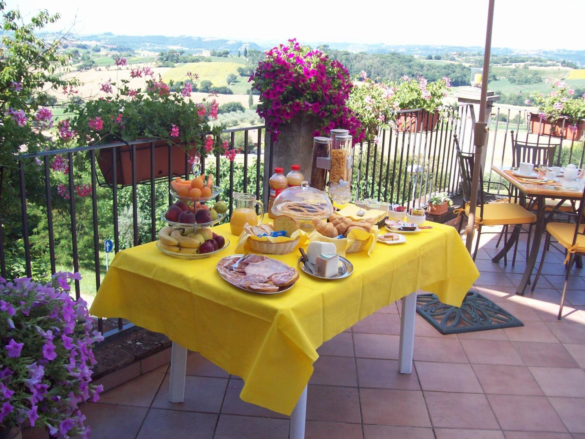 Bed & Breakfast La Terrazza Fio...rita